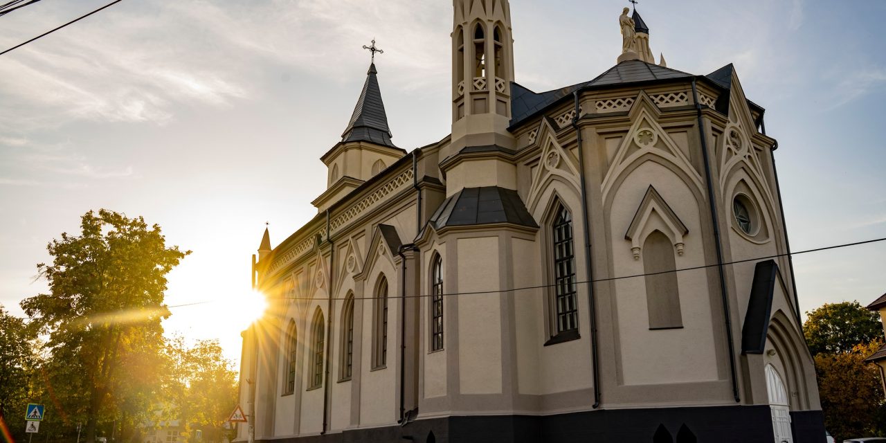 Itinerarul ecumenic din Botoșani, un tărâm al spiritualității și istoriei – FOTO