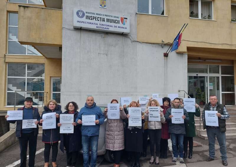 Protest spontan la ITM Botoșani. Angajații sunt nemulțumiți de statut și salarii