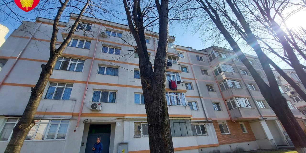 Licitații în derulare pentru renovarea energetică a unor clădiri multifamiliale din Botoșani – FOTO