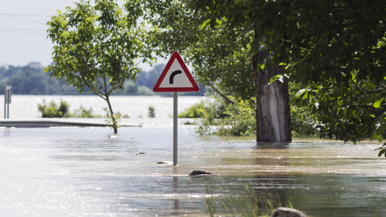 Cod galben de inundații pe râurile Jijioara, Miletin și afluenții acestora